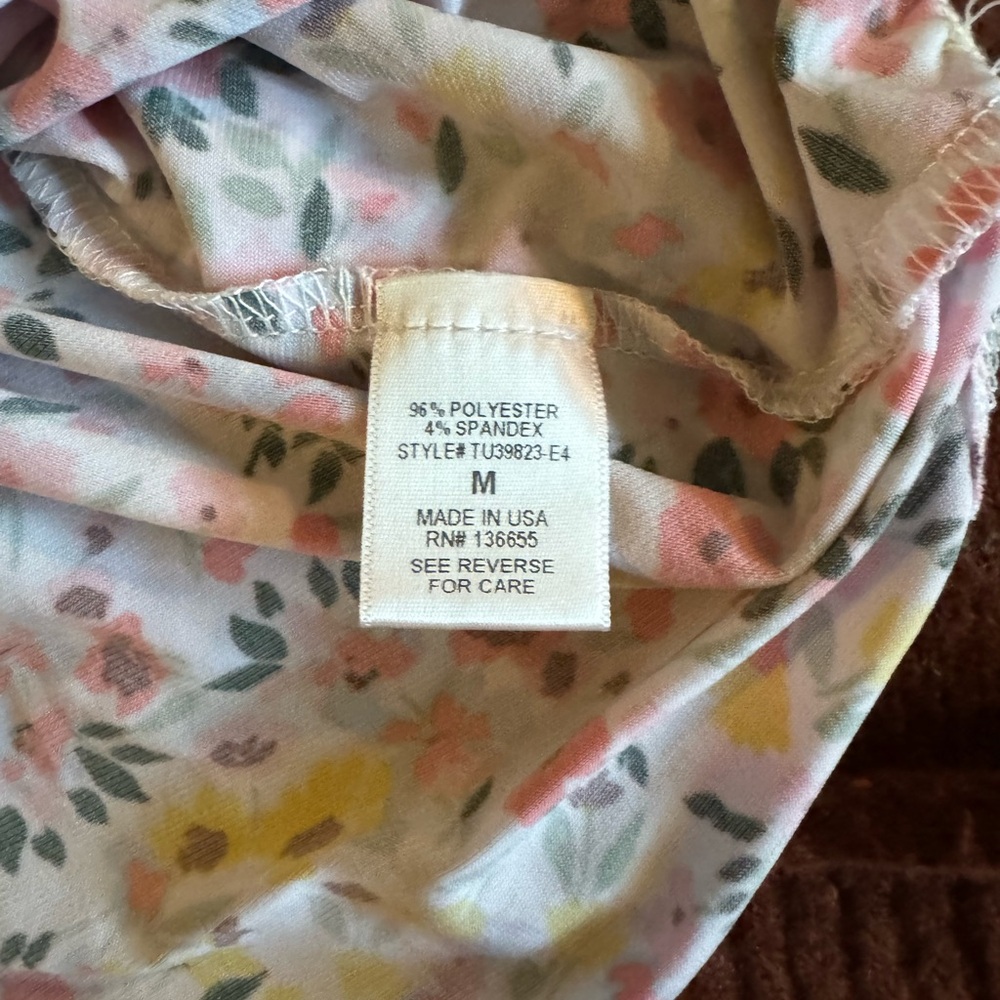Spring Cami & Cardi Duo - Picture 3 of 12
